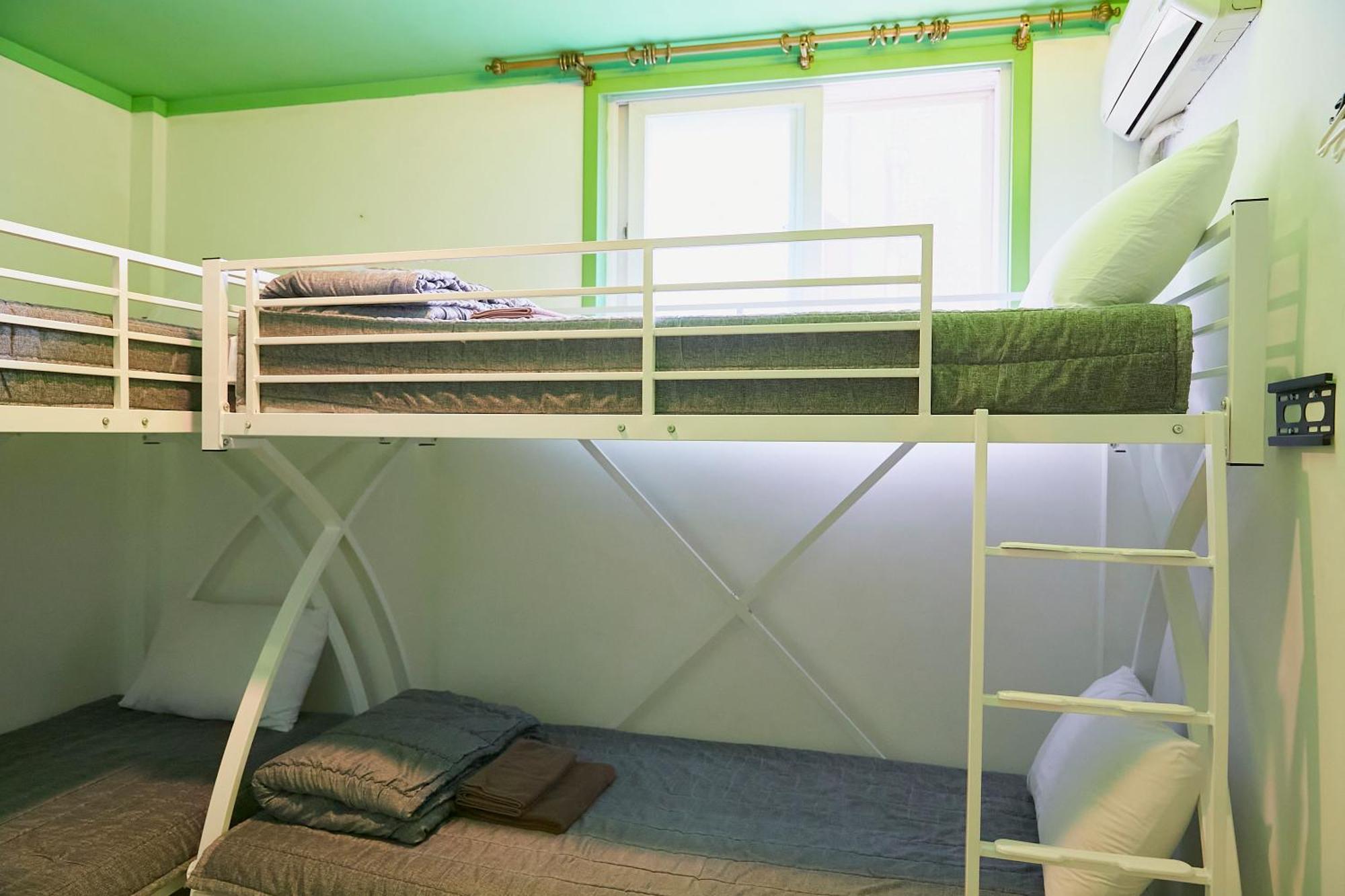 Hostel Travelers A Korea Seoul